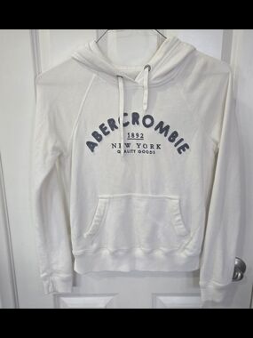 Abercrombie & Fitch White Hoodie Sweatshirt with Navy Logo